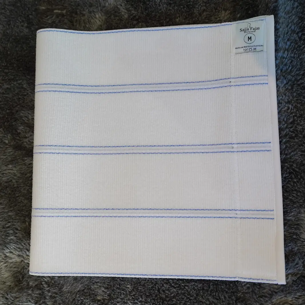 Faja de 4 Paneles Blanca con Raya Azul